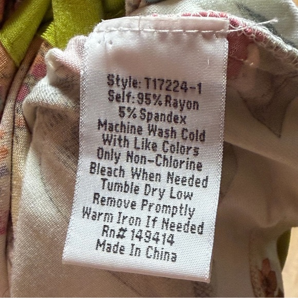 Johnny Was Women’s The Janie Favorite Button Front Shirt Size Med Rossey Floral - Picture 5 of 9